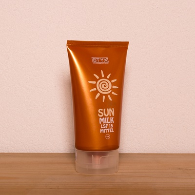 Sonnenmilch LSF 15